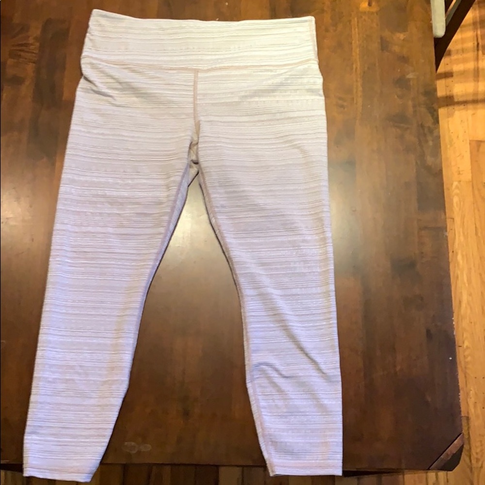 Athleta crops